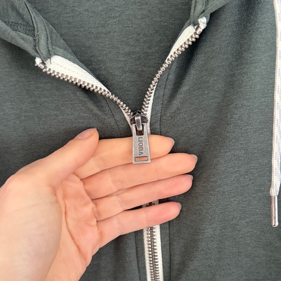 Vuori Green Zip-Up Hoodie - Picture 3 of 5